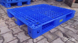 Four Way Entry Perforated Pallet , Thre Runner