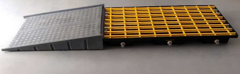 TWO DRUM SPILL PALLET WITH RAMP