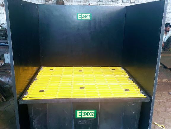 HARD TOP SPILL PALLET FOR DRUMS AND IBC&rsquo;S